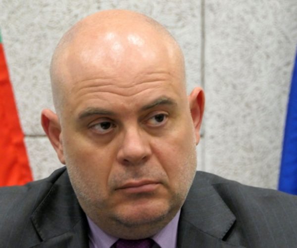Bulgaria: The National Assembly Approves The Report Of Prosecutor General Geshev