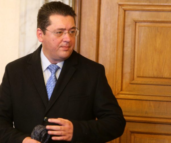 Bulgarian President’s Secretary Plamen Uzunov Is Investigated For Trading In Influence