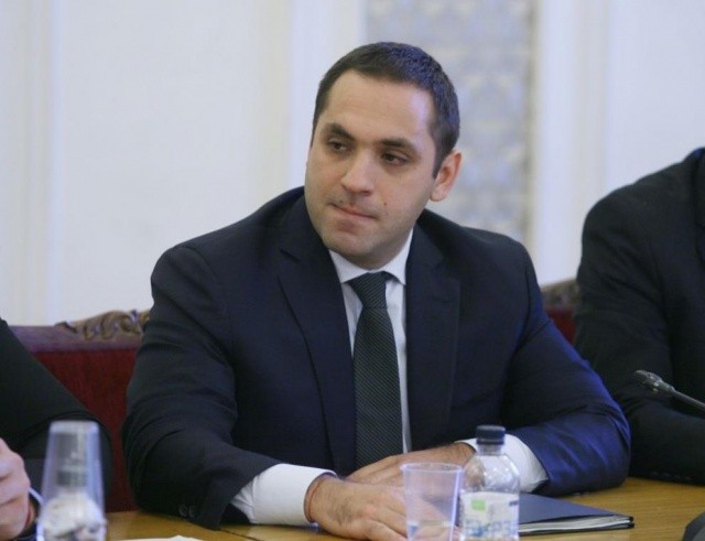 Economy Minister Karanikolov: Bulgaria’s Economy Is Able To Withstand The Crisis
