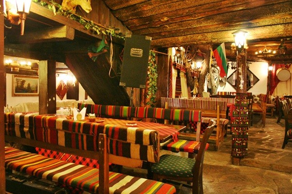 Bulgaria: Restaurants May Be Opened In February