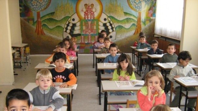 The Unions Have Convinced The Cabinet To Increase The Salaries Of 11,000 People In Nurseries And Kindergarten