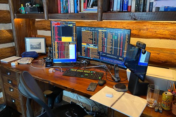 Working From Home Poses Real Challenge To Traders