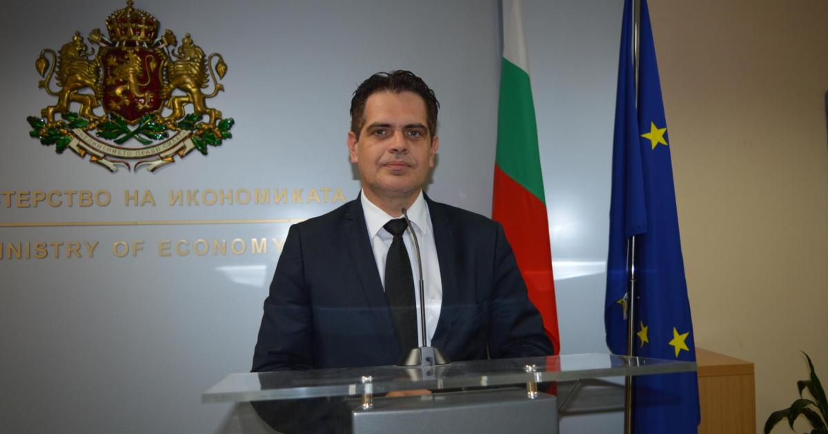 Bulgaria’s Economy Minister: BGN 2 Billion Poured Into Business To Help It Stay Afloat