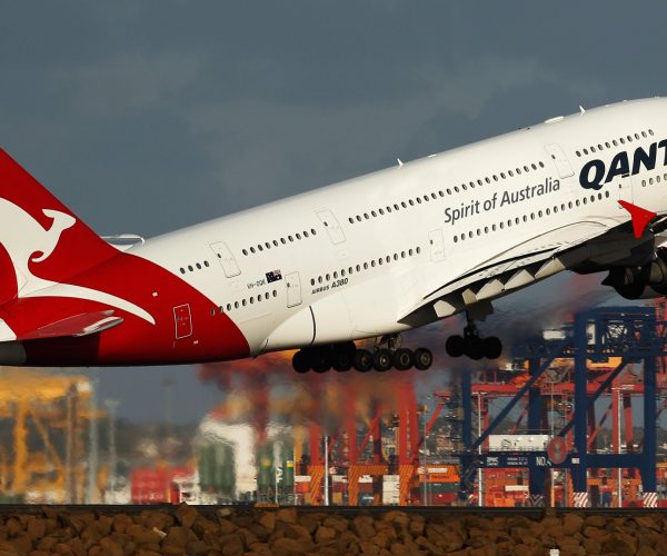 Australian Airline Qantas Breaks A World Record With A Direct Flight From London To Sydney