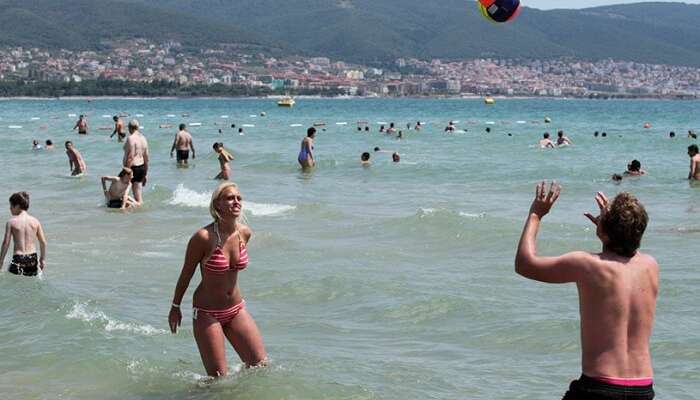 What Is The Average Price For A Stay Under An Umbrella On The Bulgarian Beaches?
