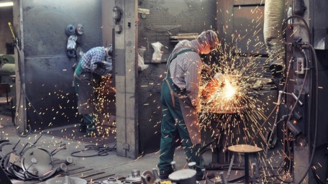Polls: Most Bulgarian Companies Have No Experience In Employing Foreigners