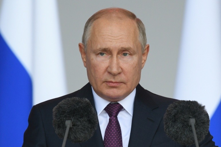 Putin Urges Russian Government To Curtail Spending As World Turns Back On Fossil Fuels