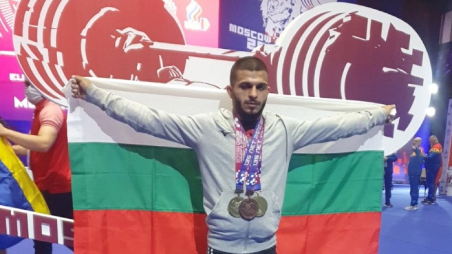 Bulgaria: World Champion In Weightlifting Is Angel Rusev