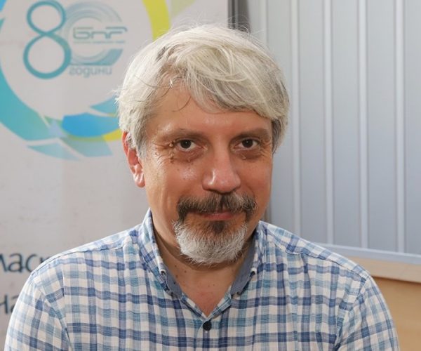 Bulgarian Prof. Vitanov: Omicron Is Already Here, The Fifth Wave Will Be In February