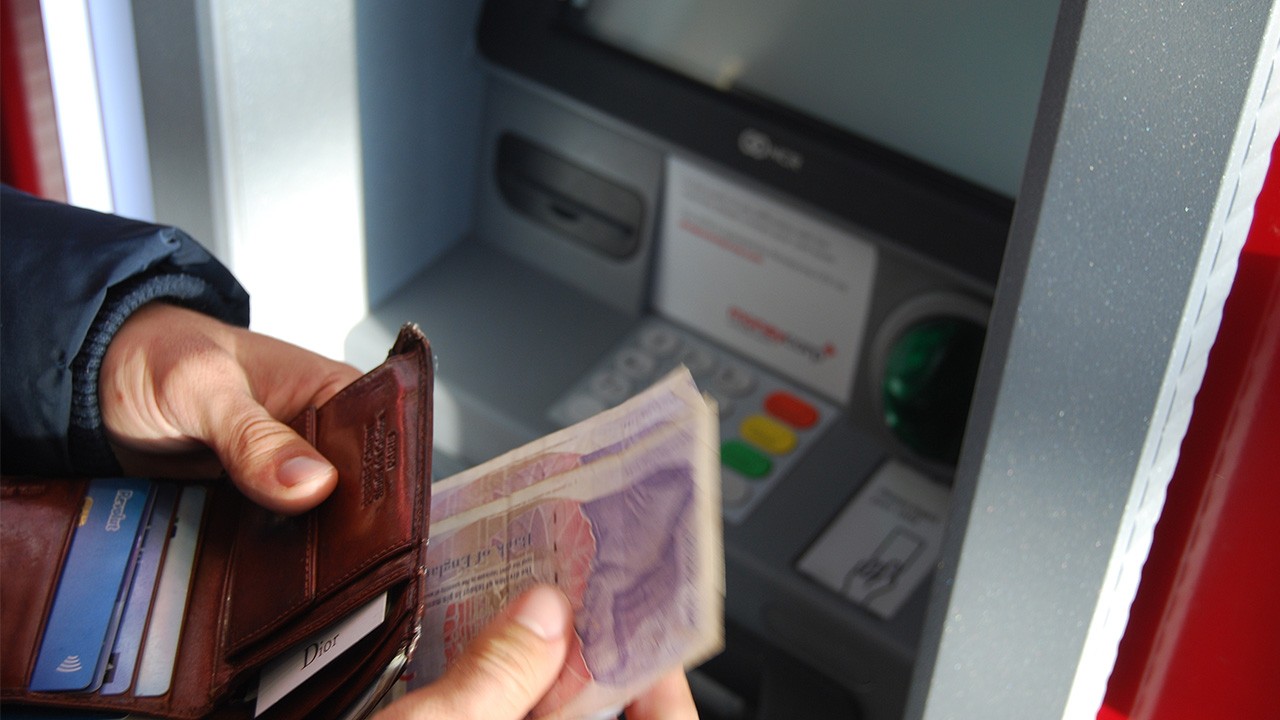 Bulgaria: Changes In Bank Fees And Loans In 2022