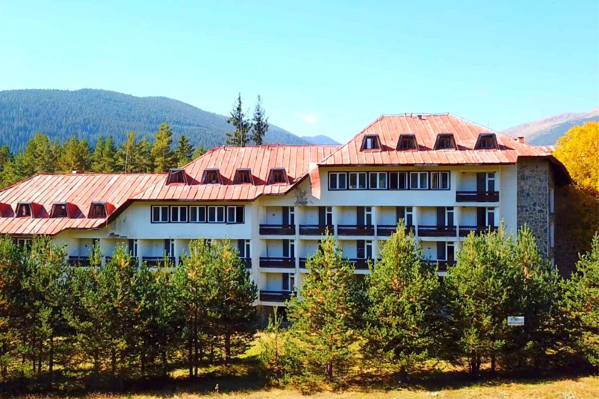 Bulgaria Sees Former Communist Party Hotel Being Converted To A Digital Nomad Co-Op