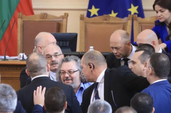 Bulgaria: 17 MPs Were Reprimanded For Yesterday’s Fight In The Plenary Hall