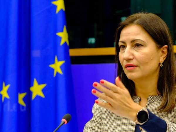 Bulgaria’s Ivanova Named Next EU Research Commissioner
