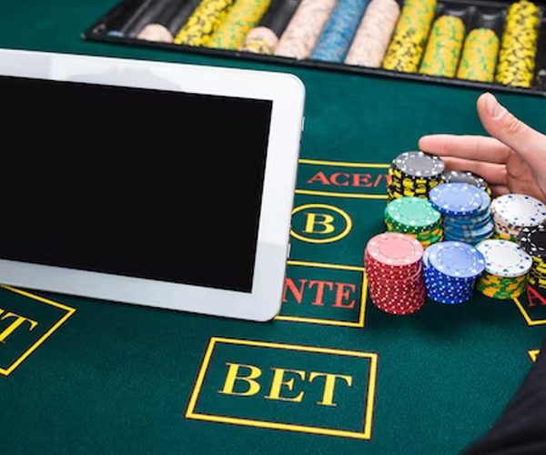 Thriving In The Virtual Realm: The Rise Of Online Casinos