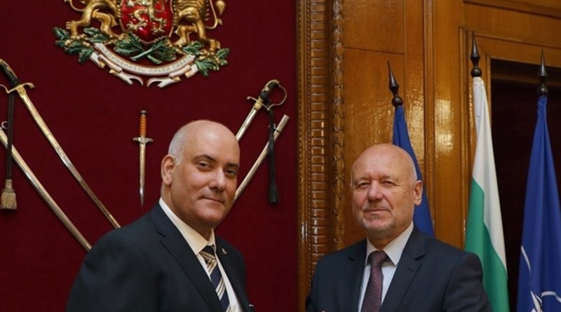 Bulgaria’s Defence Minister Tagarev Holds Talks With Israeli Ambassador