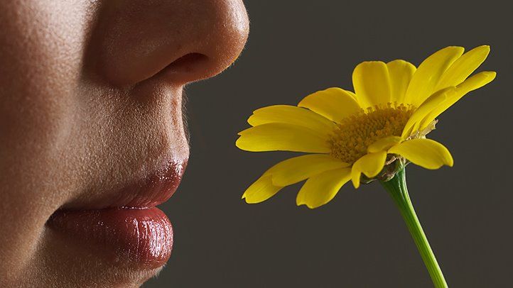 Restoring Sense Of Smell: Breakthrough Treatment For Long-Term COVID Effects