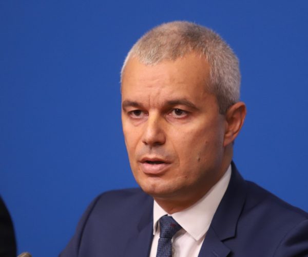 Vazrazhdane Party Leader Urges Bulgaria To Refrain From Signing EU Migration Pact
