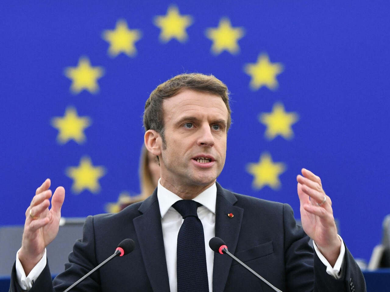 Macron Warns Europe: Russia’s Aggression Must Be Met With Resolve