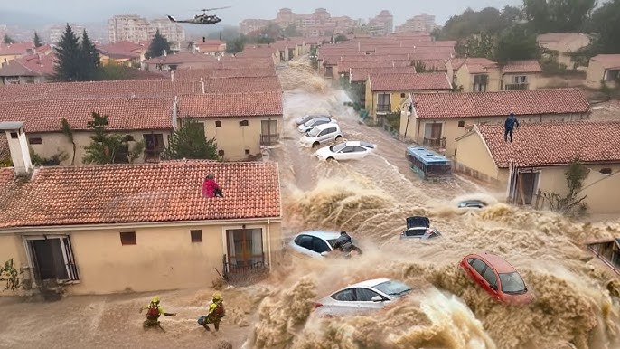 Bulgaria: Situation Stabilizes But Electricity Still Out After Deadly Floods