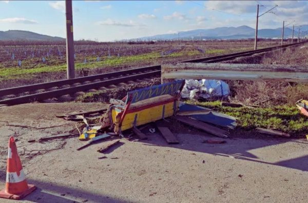 Sofia-Burgas Train Hits Horse-Cart: Mother And Toddler Die, Others Survive