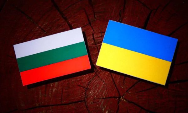 Bulgaria Says No More Weapons for Ukraine: “They Need People, Not Arms,” Minister Claims