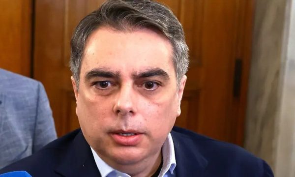 Bulgaria: Asen Vassilev Slams Budget 2026 as “Suicidal” and Misleading
