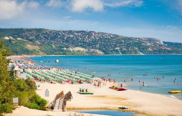 Dozens of Hungarians Left Without Prepaid Bulgaria Vacations